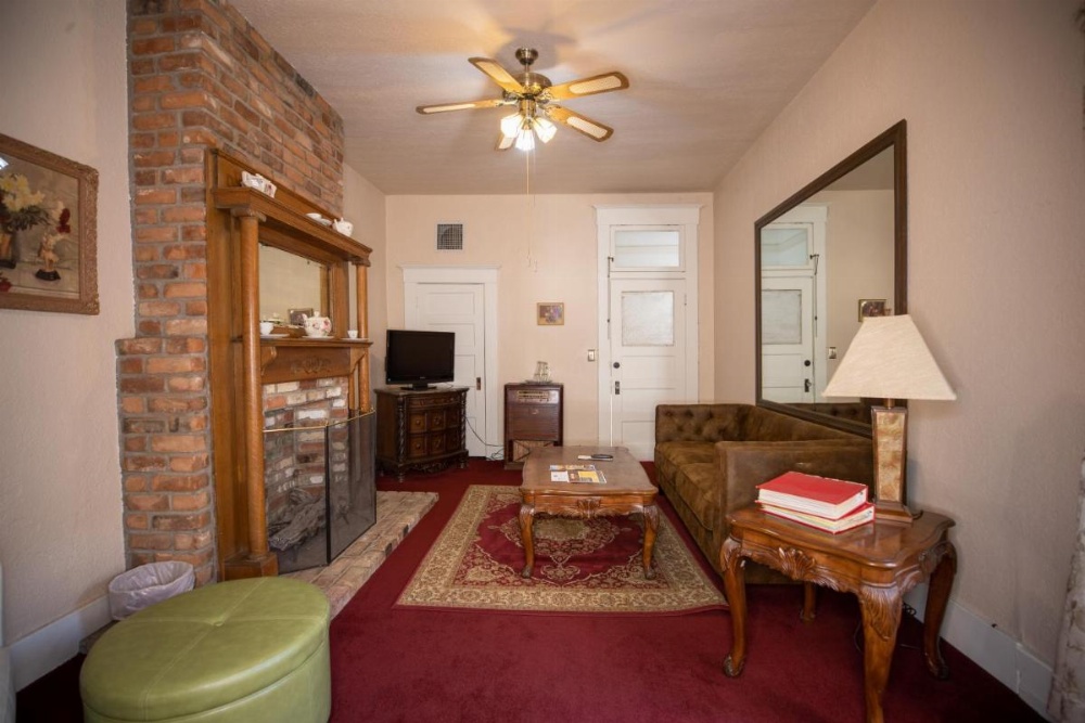 Room image 3