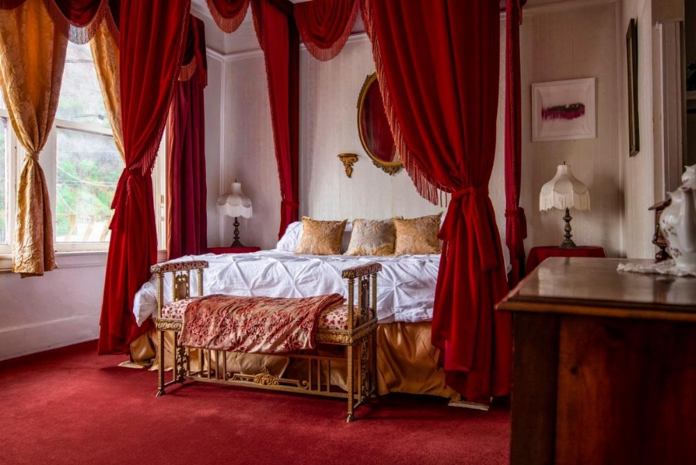 Room image 2