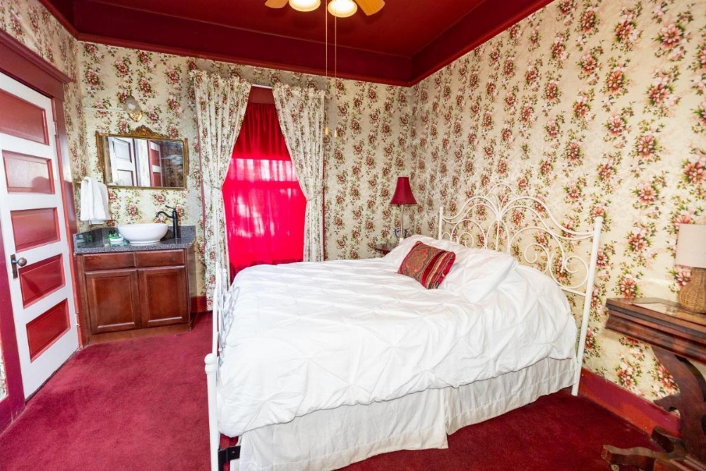 Room image 2